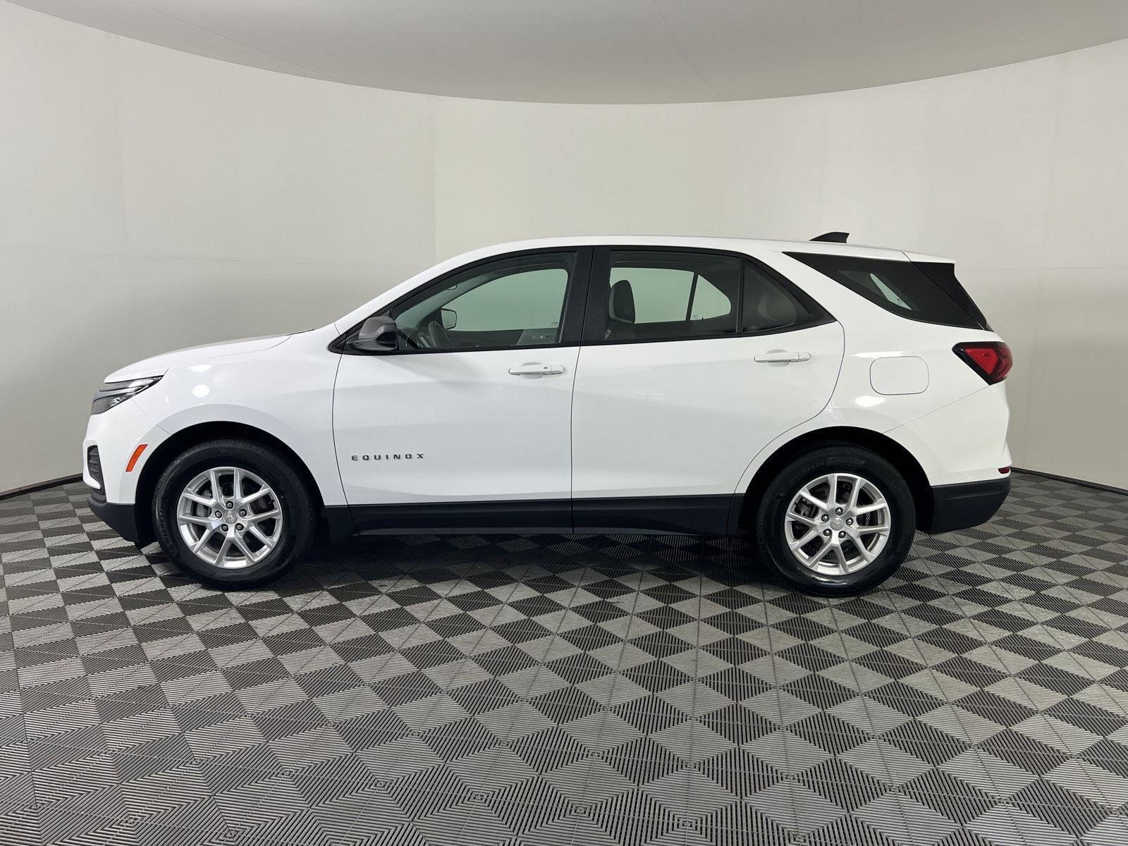 Used 2024 Summit White Chevrolet LS image 24
