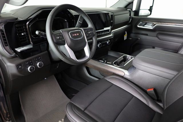 2025 GMC Sierra 2500HD SLT - Photo 19