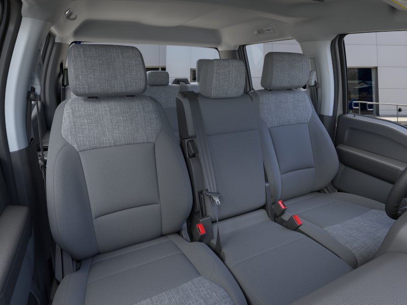 New 2026 Avalanche Ford F-350® XLT image 10