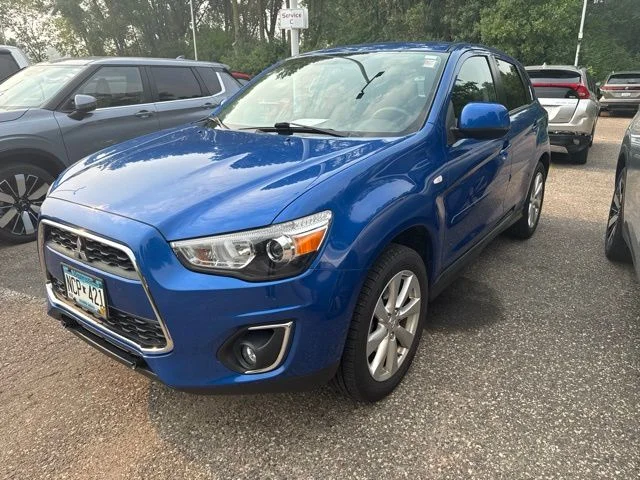 Used 2015 Octane Blue Metallic Mitsubishi ES image 4