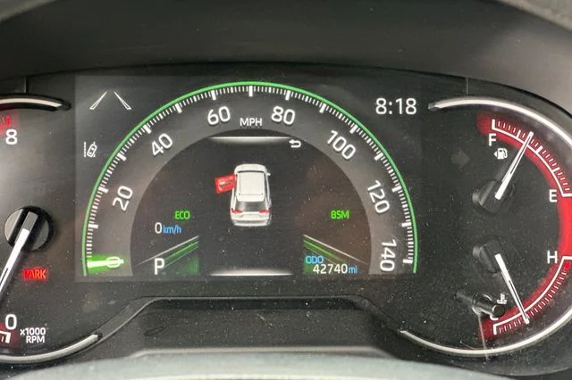 Used 2025 Black Toyota XLE image 31