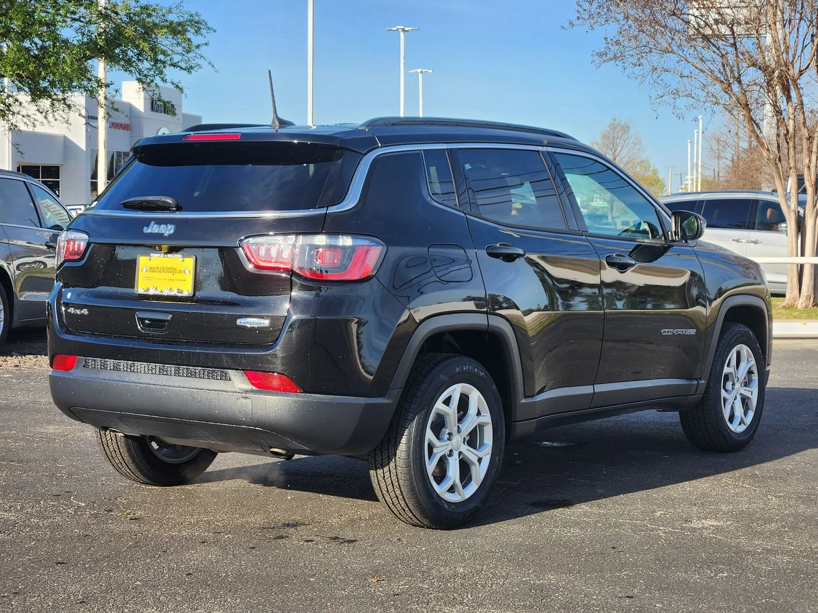 Used 2024 Black Jeep Latitude image 6