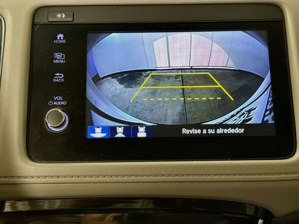 Used 2022  Honda EX-L image 14