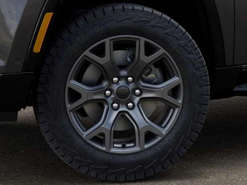 New 2026 Baltic-Gray Metallic Clear-Coat Exterior Paint Jeep Upland image 34
