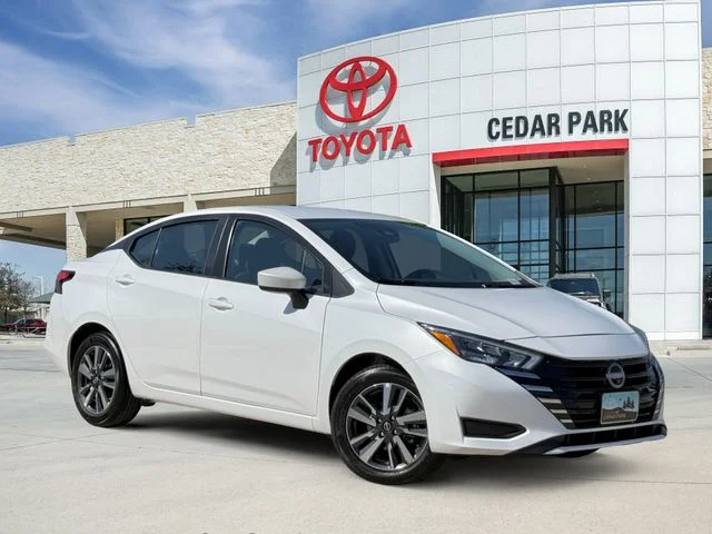 2025 Nissan Versa 1.6 SV CVT's photo