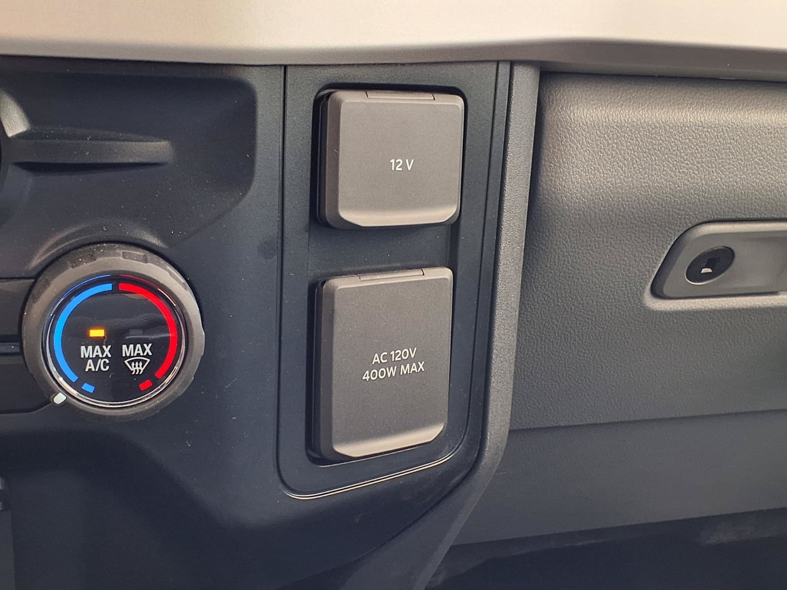 Used 2025 Blue Ford XL image 20