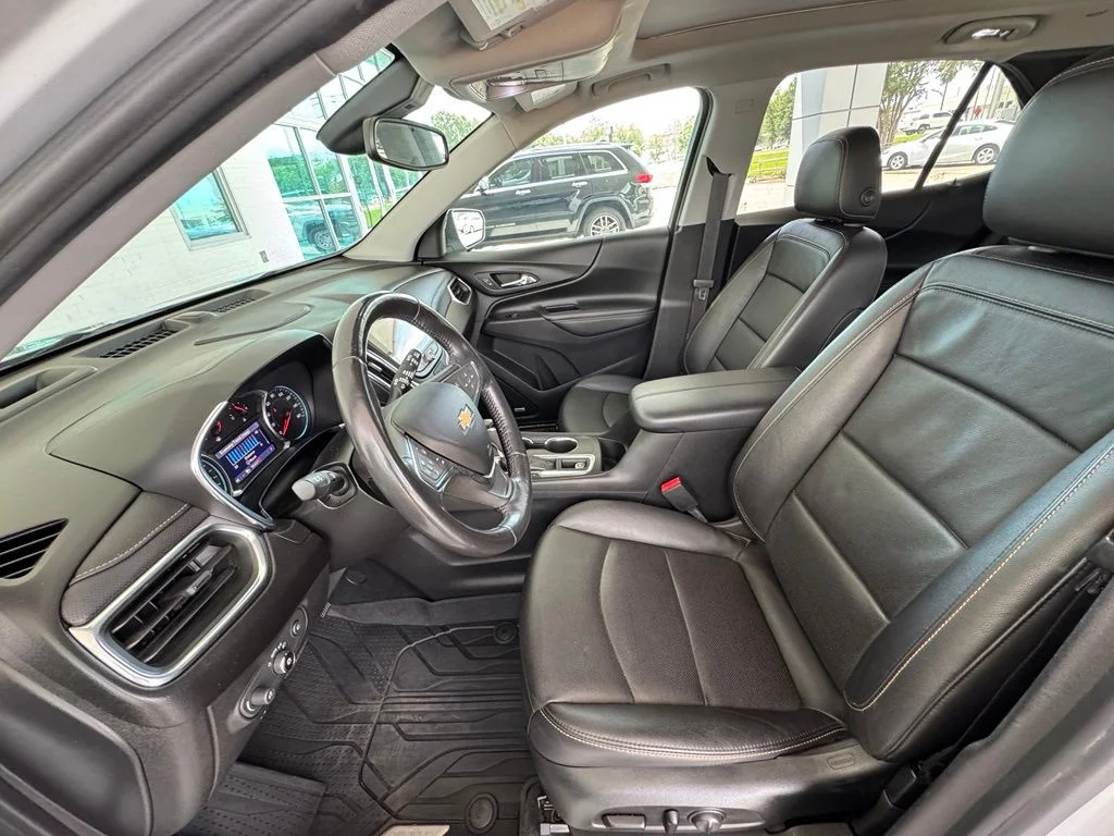 Used 2020 Silver Chevrolet Premier image 12
