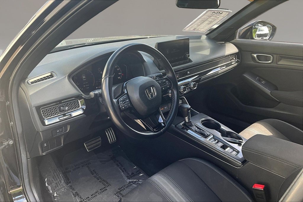 Used 2025 Black Honda Sport image 15