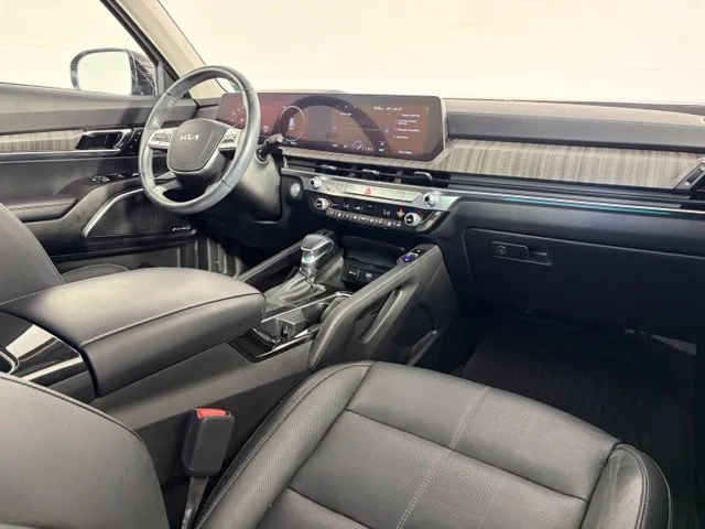Used 2024 Black Kia SX image 44