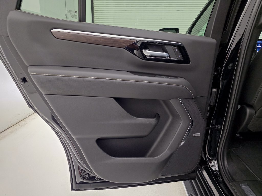 2026 Chevrolet Tahoe Premier - Photo 43