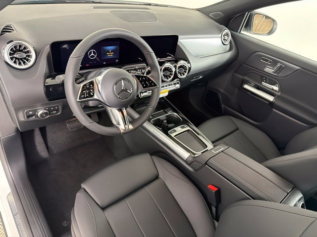 New 2026 Polar White Mercedes-Benz GLA 250 image 24