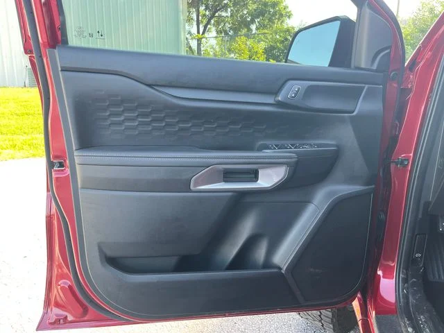 Used 2025 Red Ford XLT image 11