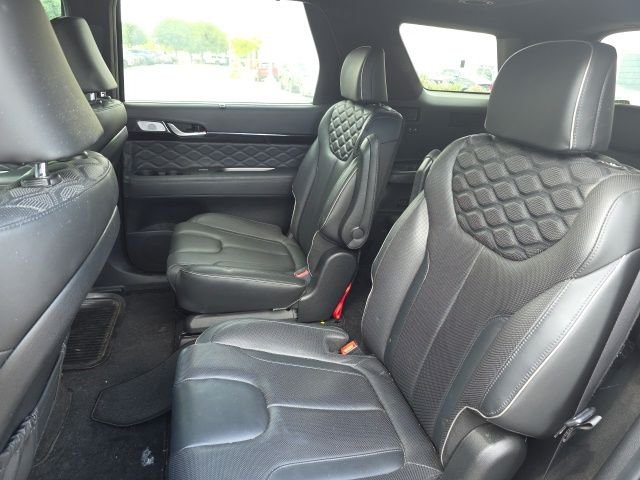 Used 2022 Black Hyundai Calligraphy image 6