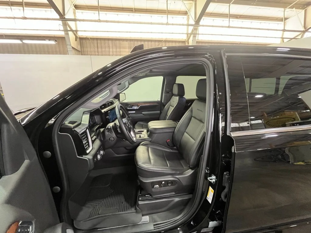 Used 2023 Black GMC Denali image 15