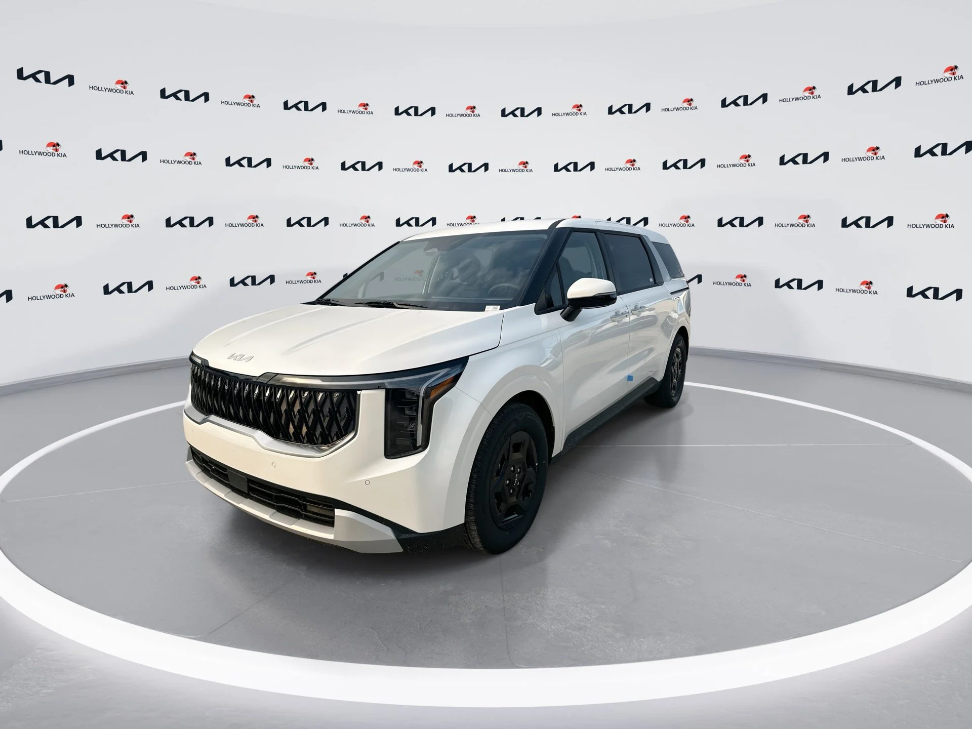 New 2026 White Pearl Kia LXS image 4