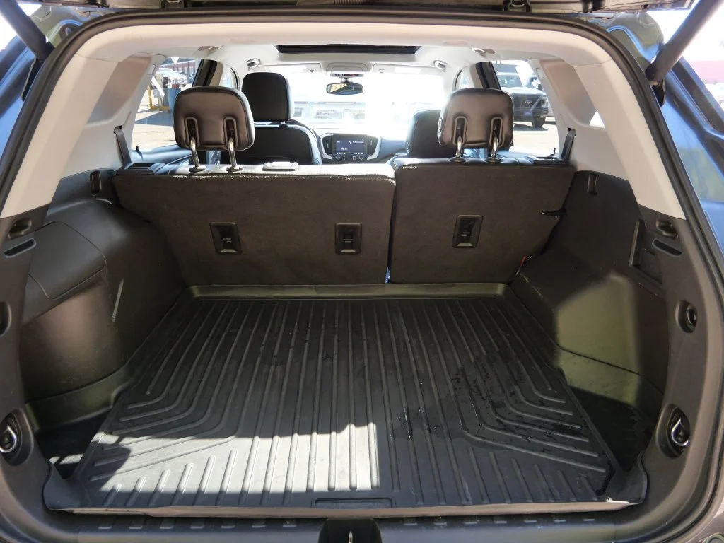 Certified Used 2020 Gray GMC SLT image 9