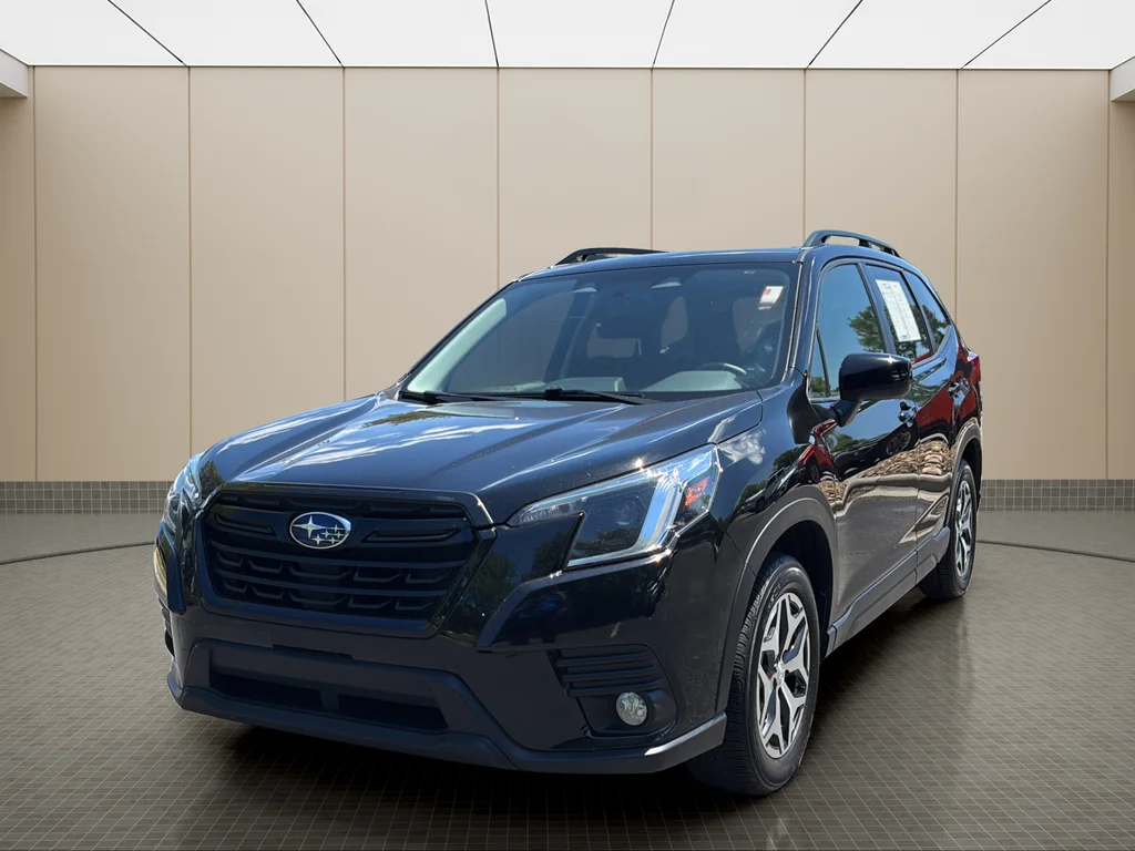 2023 Subaru Forester Premium's photo