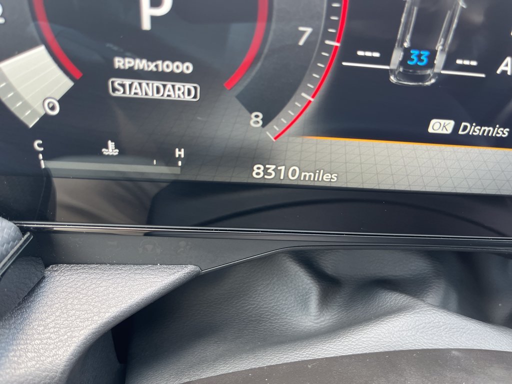 Used 2025 White Nissan SR image 16