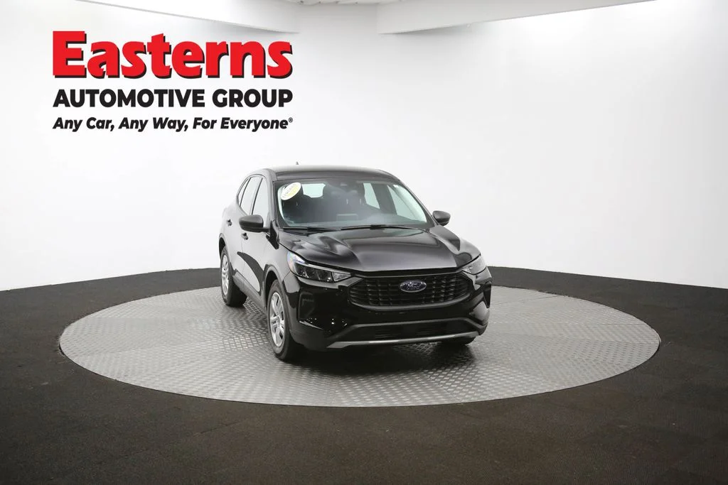 Used 2023 Black Ford Base image 49