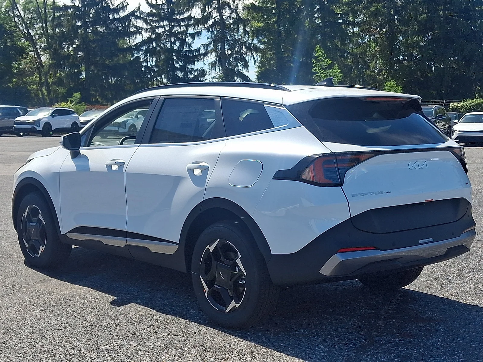New 2027 White Kia EX image 5