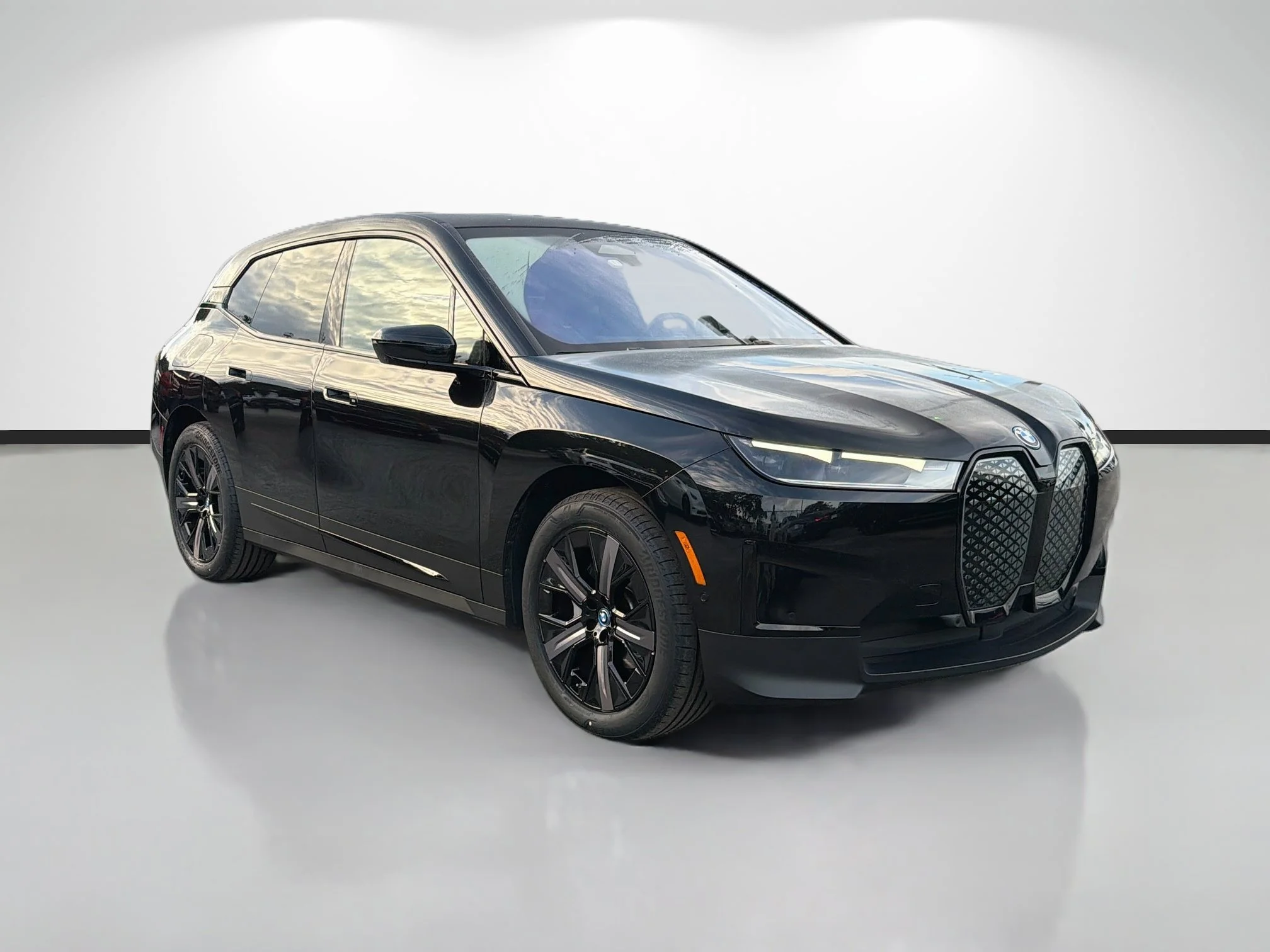 Certified Used 2024 Black Sapphire Metallic BMW xDrive50 image 1