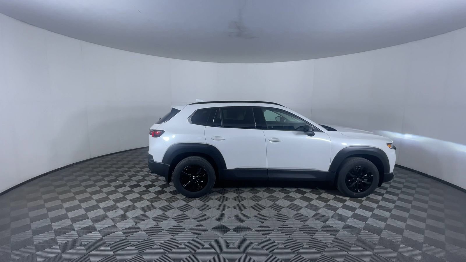 New 2026 Wind Chill Pearl Mazda Premium image 9
