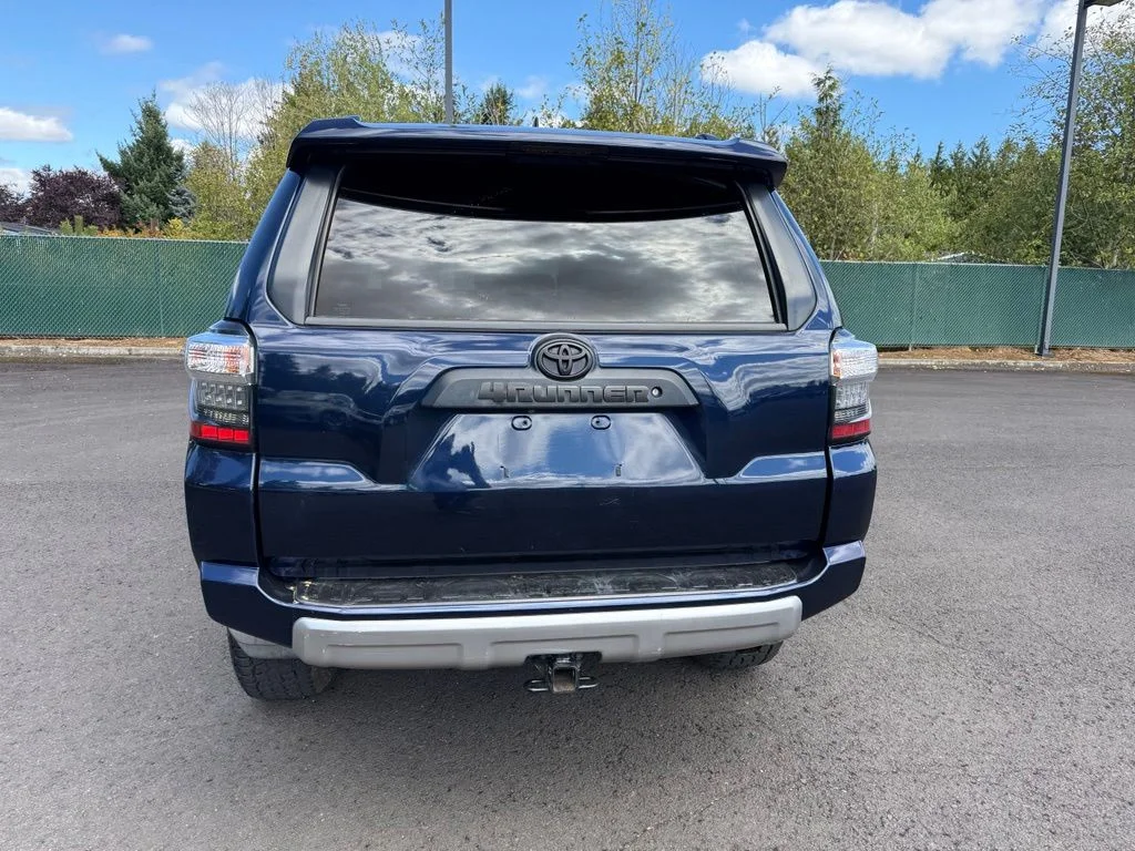 Used 2017 Nautical Blue Metallic Toyota TRD Off-Road Premium image 6