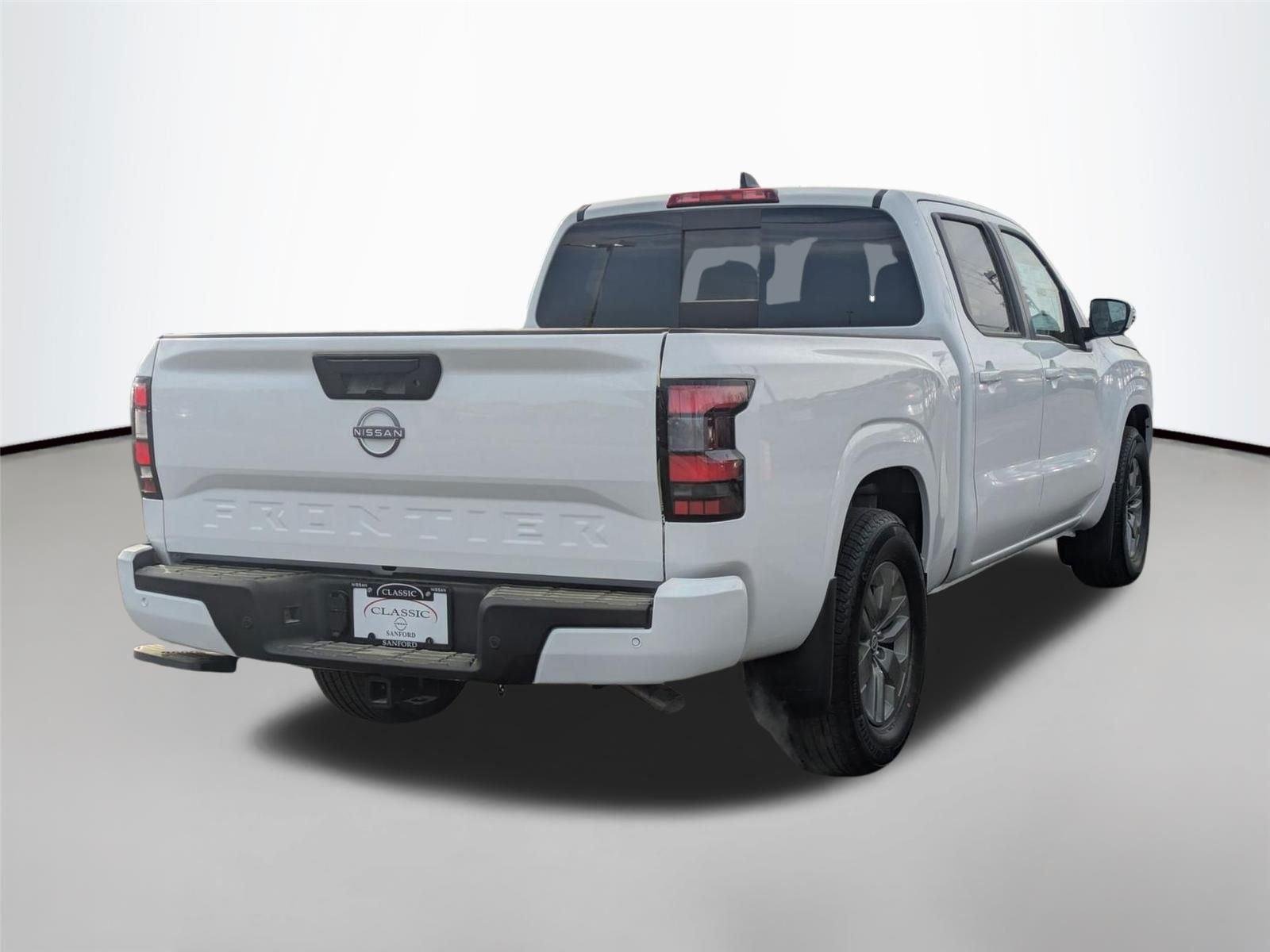 New 2026 Glacier White Nissan SV image 5