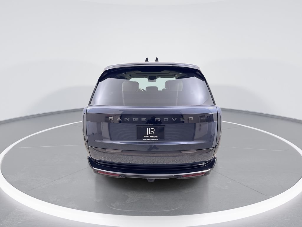 New 2026 Varesine Blue Land Rover SE image 7