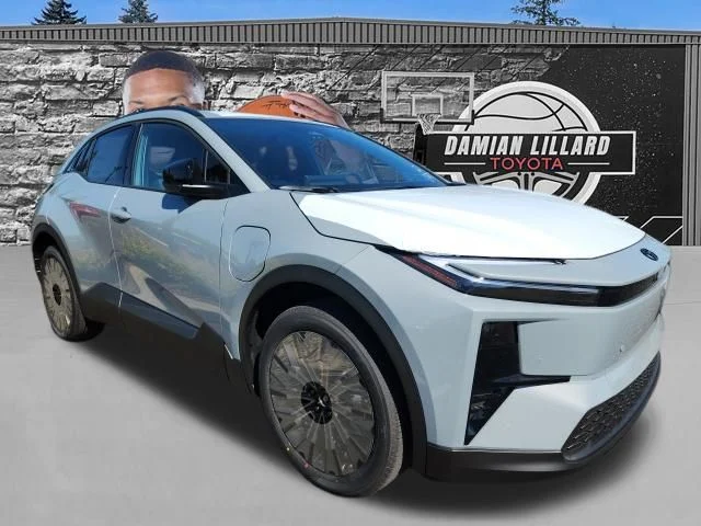 2026 Toyota C-HR XSE AWD's photo