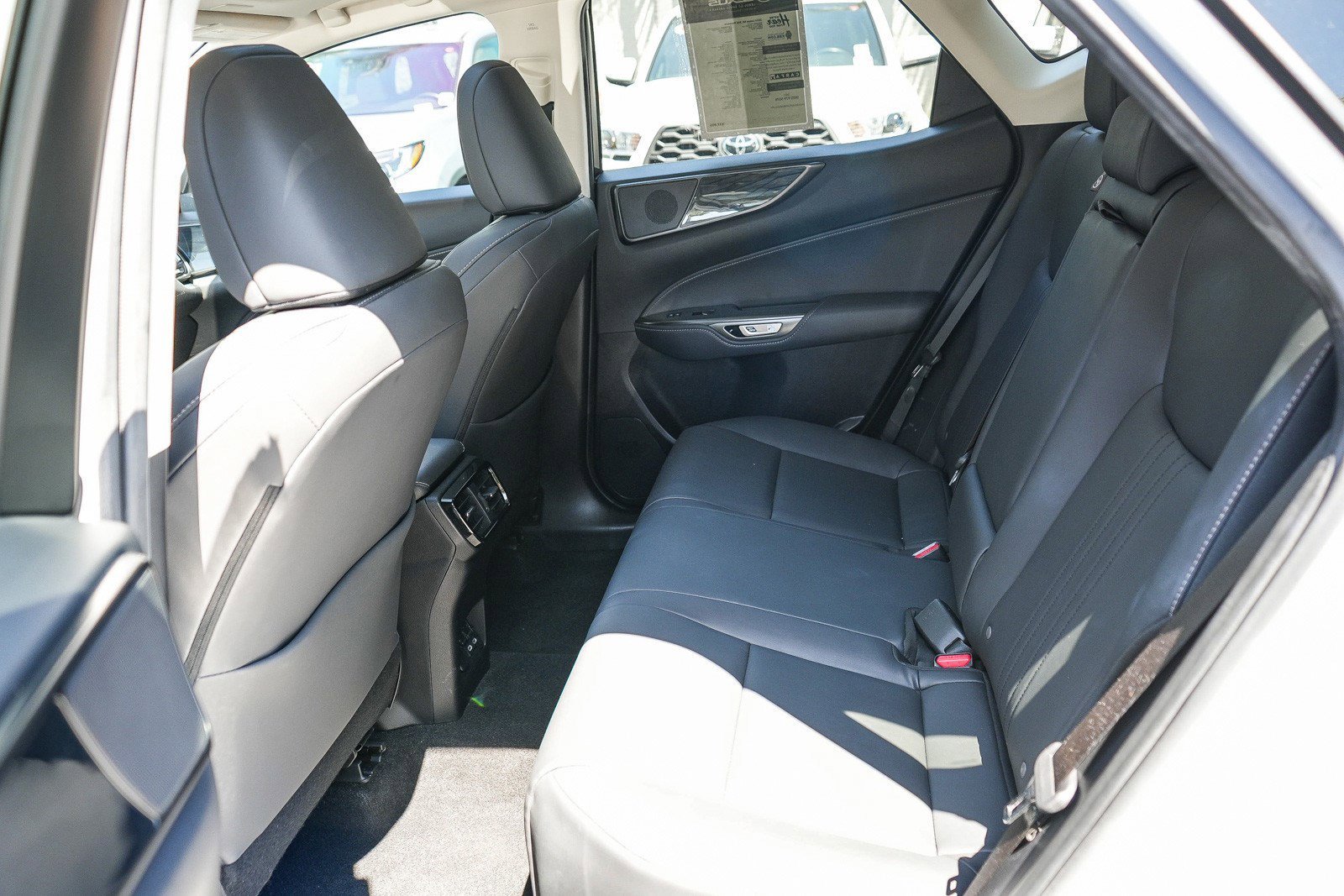 2024 Lexus NX 350 - Photo 17