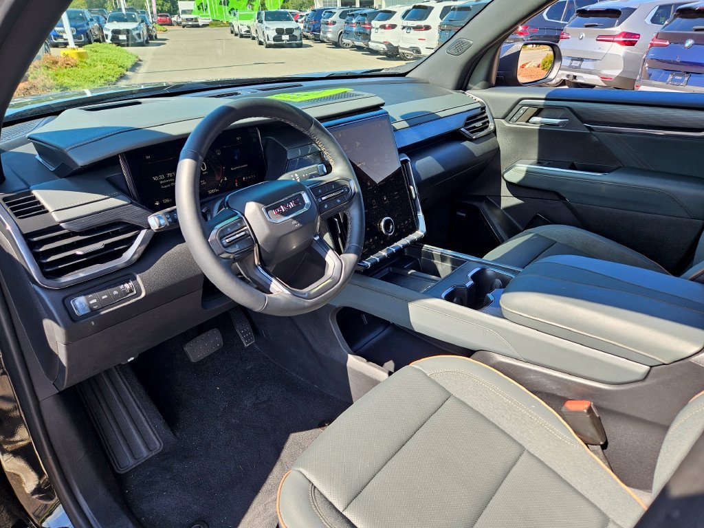 2024 GMC Acadia AT4 - Photo 9