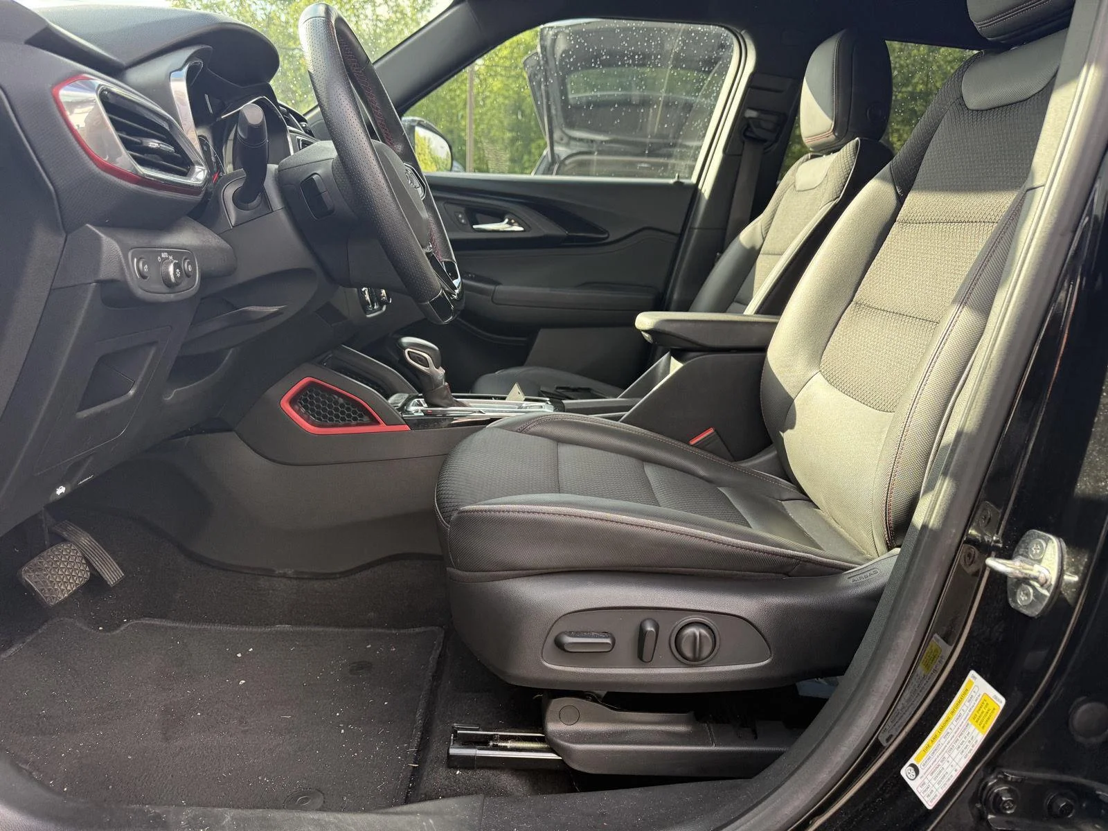 Used 2022 Mosaic Black Metallic Chevrolet RS image 3