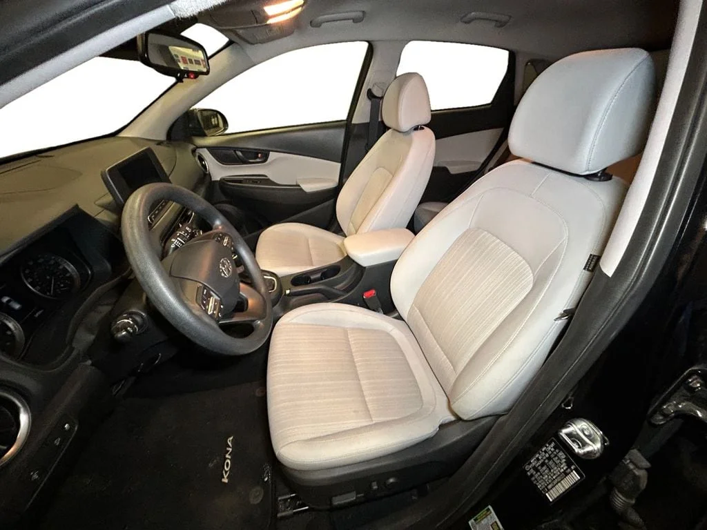 Used 2023 Abyss Black Hyundai SEL image 10