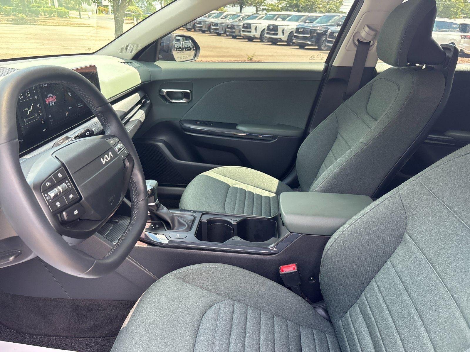 Used 2025 Interstellar Gray Kia EX image 15