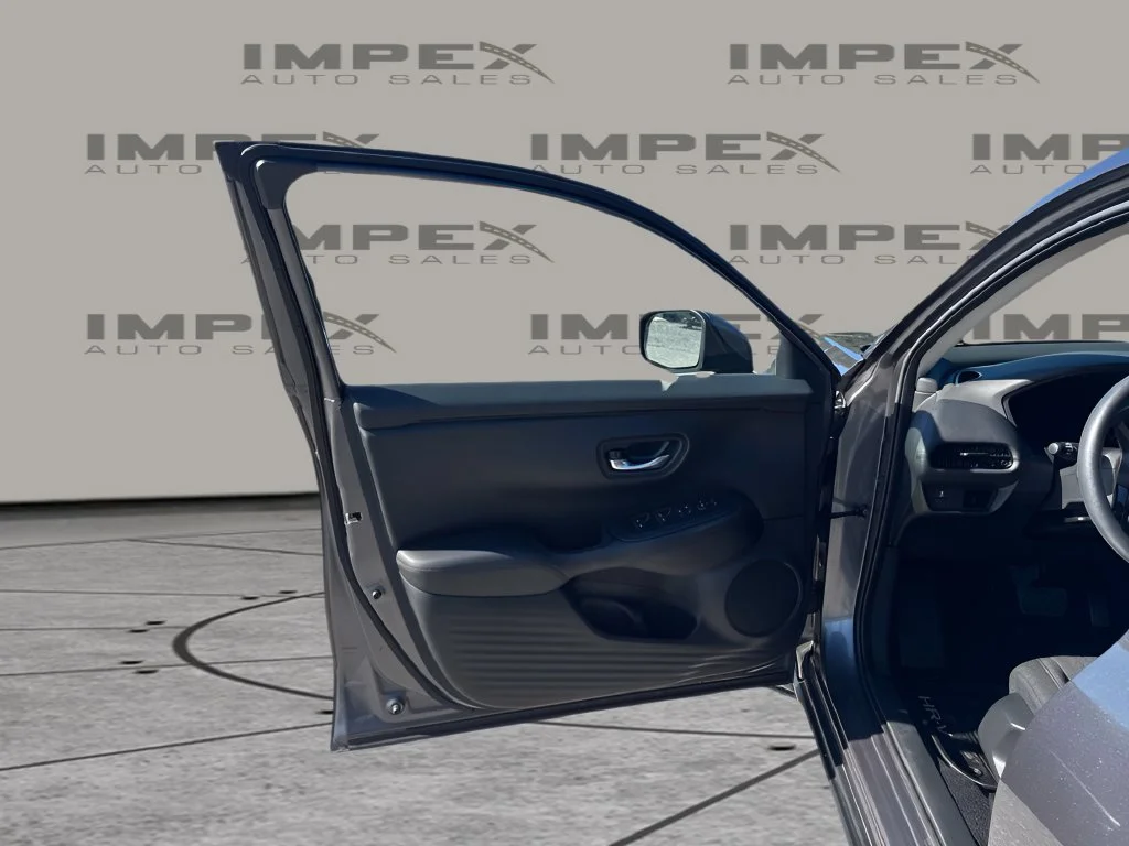 Used 2025  Honda LX image 22