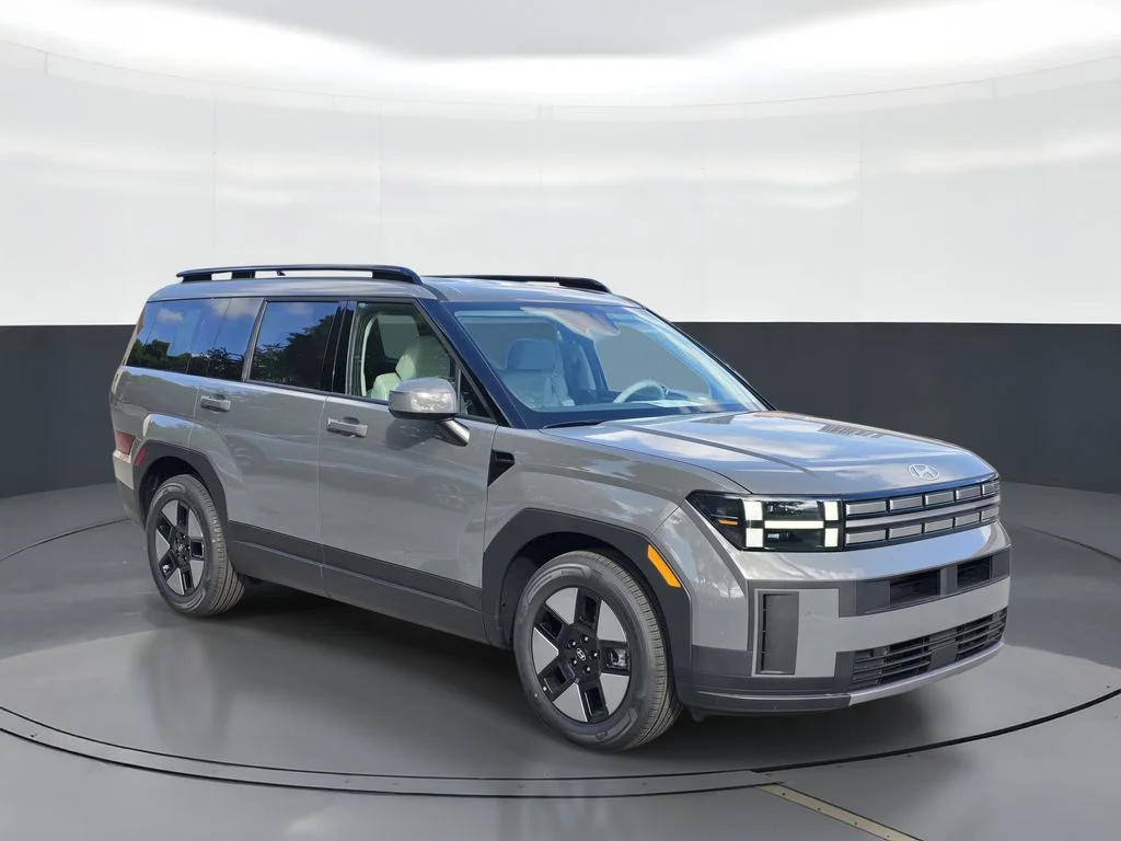 New 2026 Gray Hyundai SEL image 2