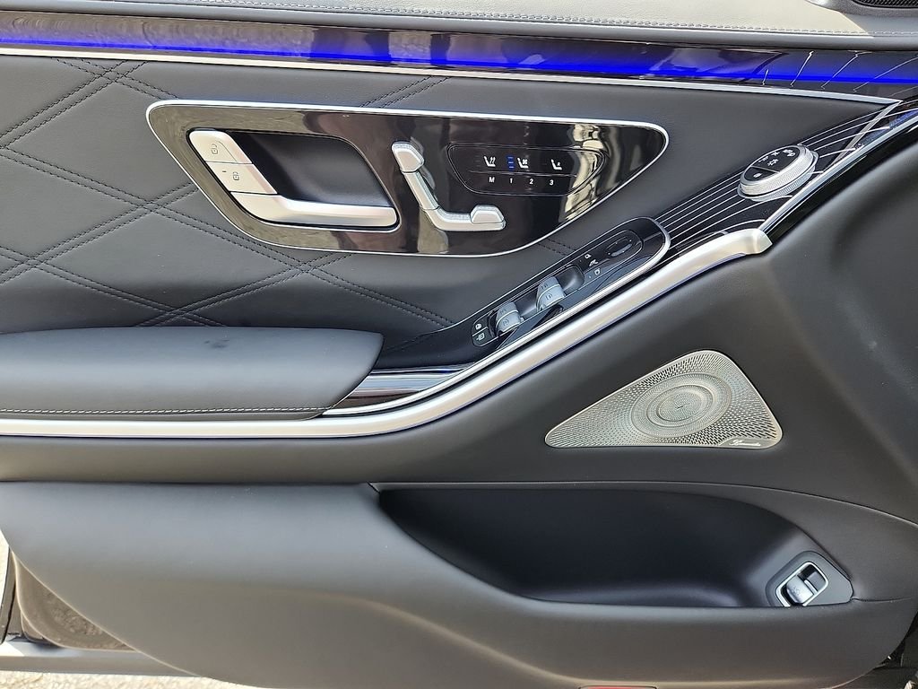 New 2026 Obsidian Black Metallic Mercedes-Benz S 63 E AMG® image 9