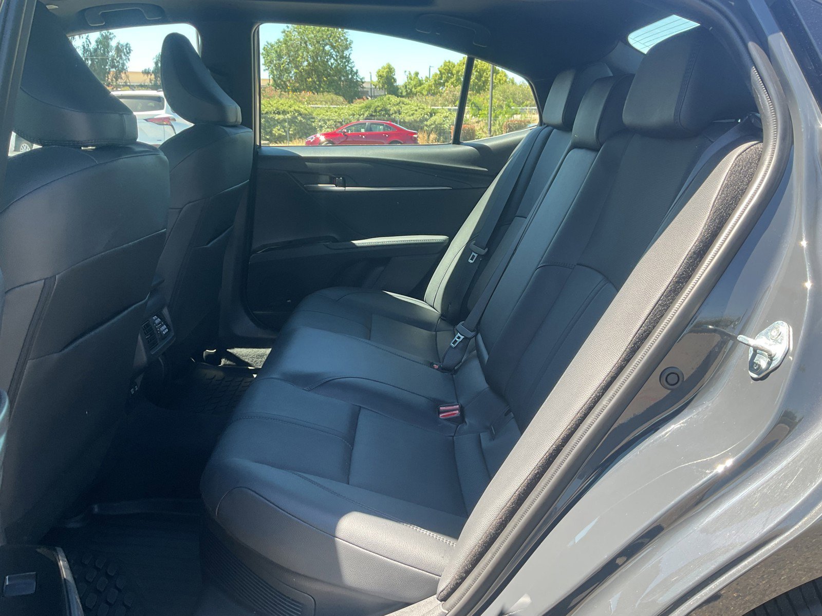 2026 Toyota Camry XSE - Photo 11