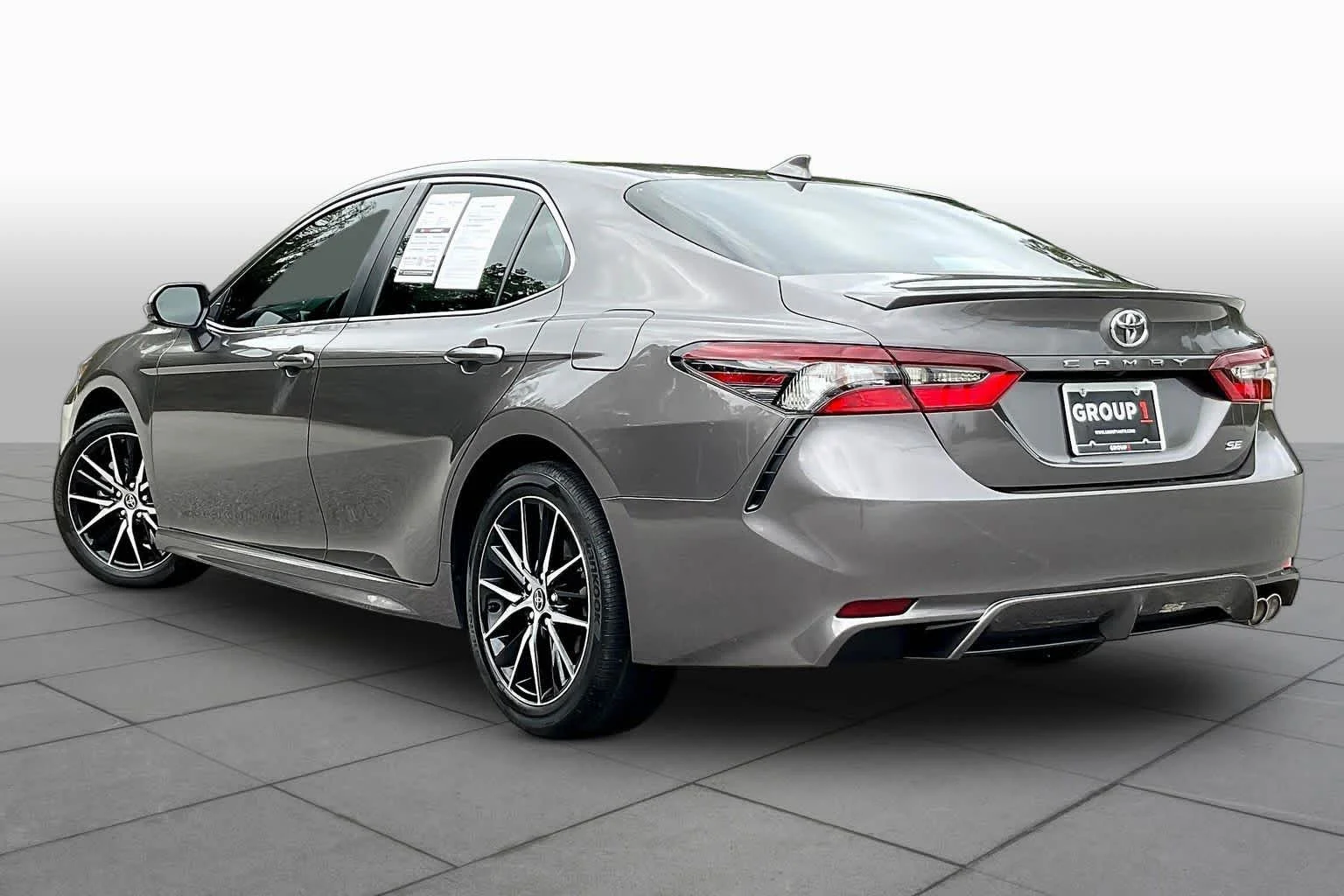 Used 2024 Predawn Gray Mica Toyota SE image 12