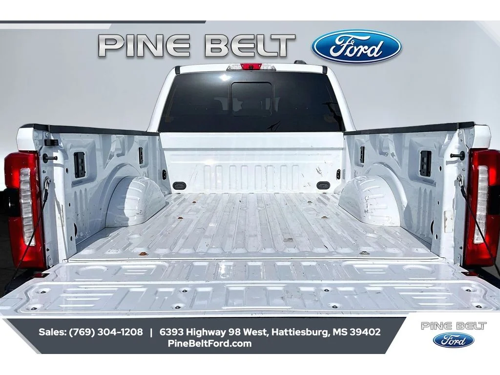Used 2024 Oxford White Ford XL image 12