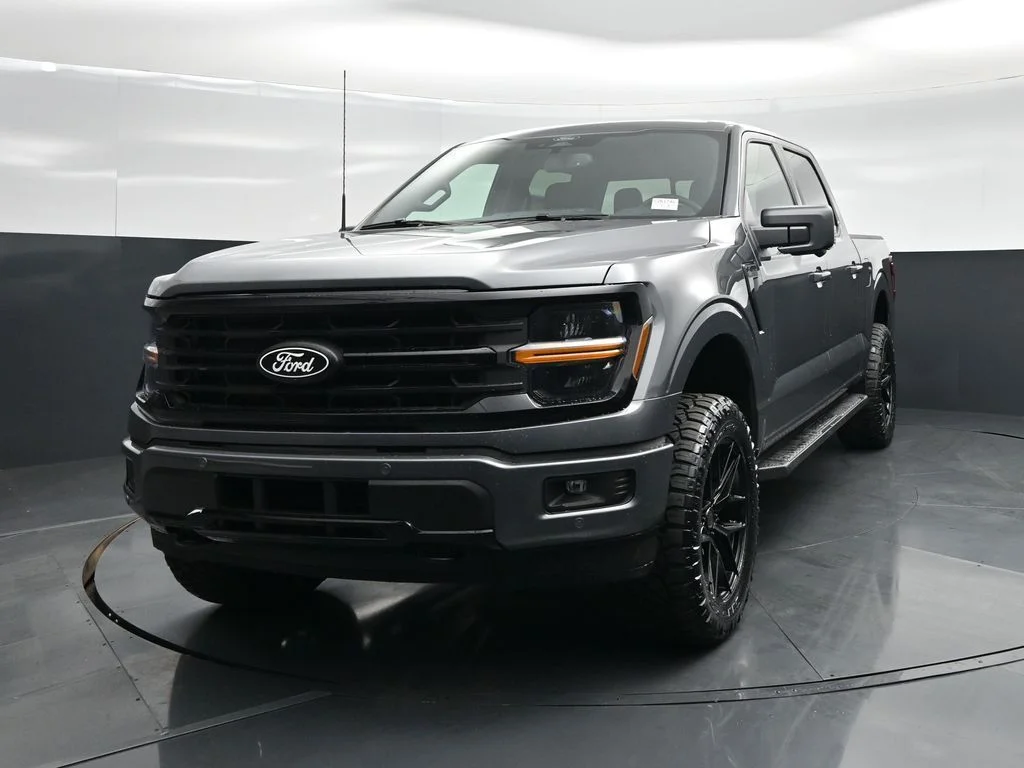 New 2026 Carbonized Gray Metallic Ford XLT image 52
