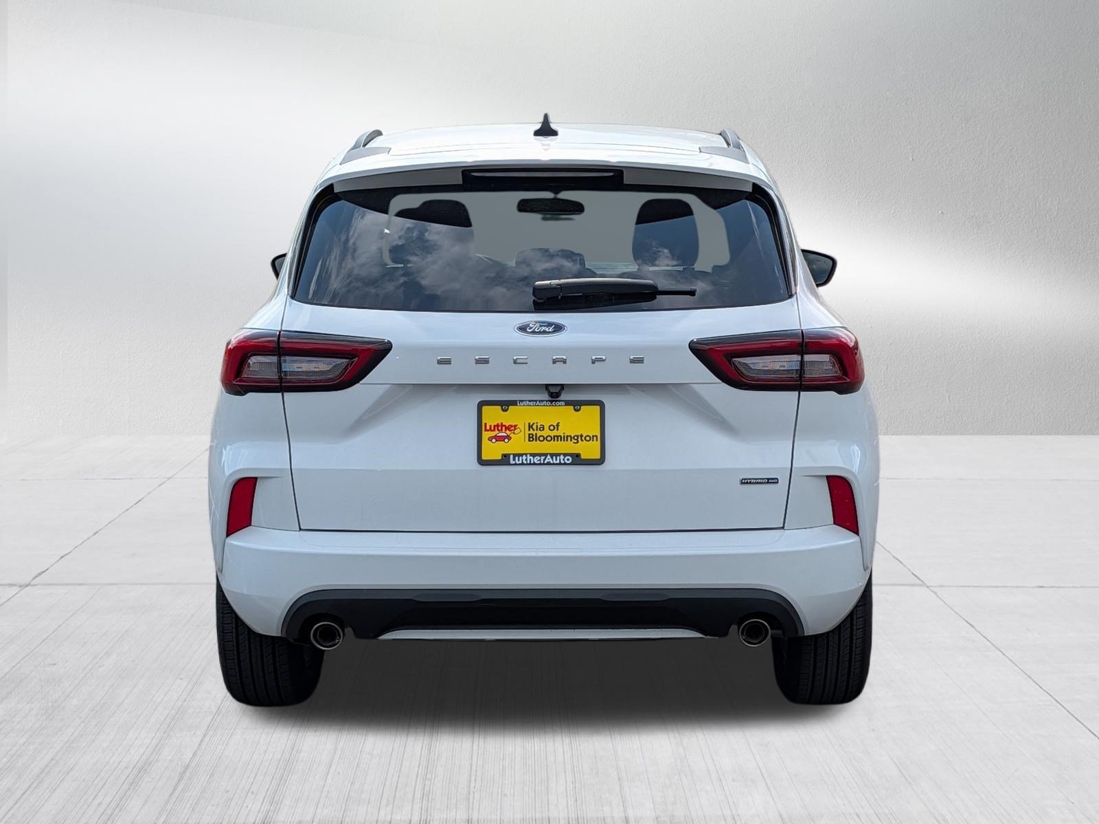 Used 2023 Oxford White Ford ST-Line Select image 6
