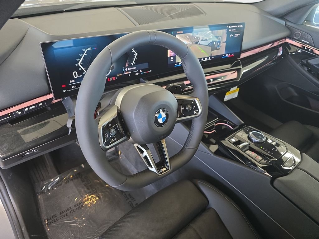 Used 2026 Oxide Grey Met BMW 530i image 11