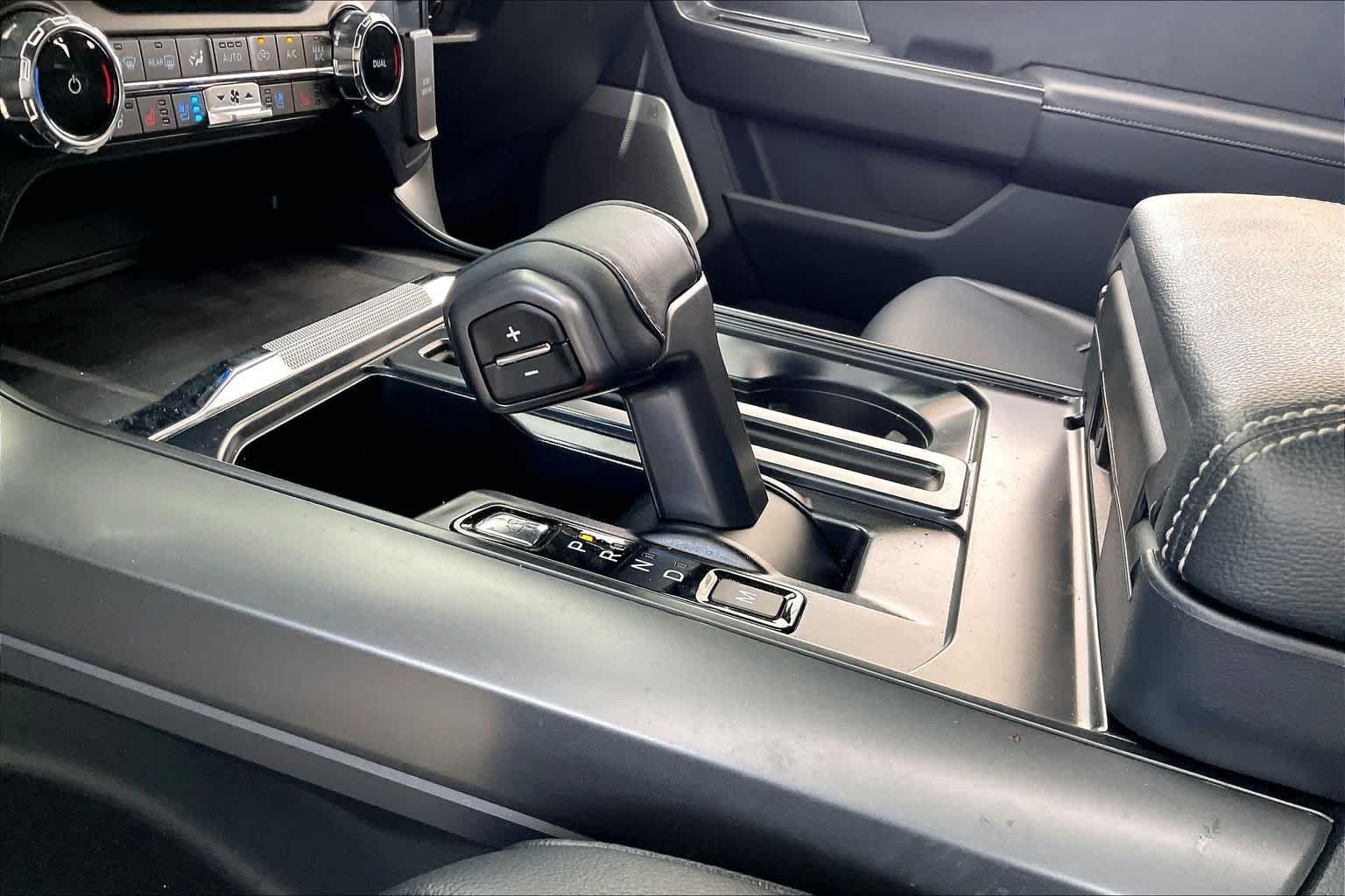 Used 2024 Agate Black Metallic Ford LARIAT image 16