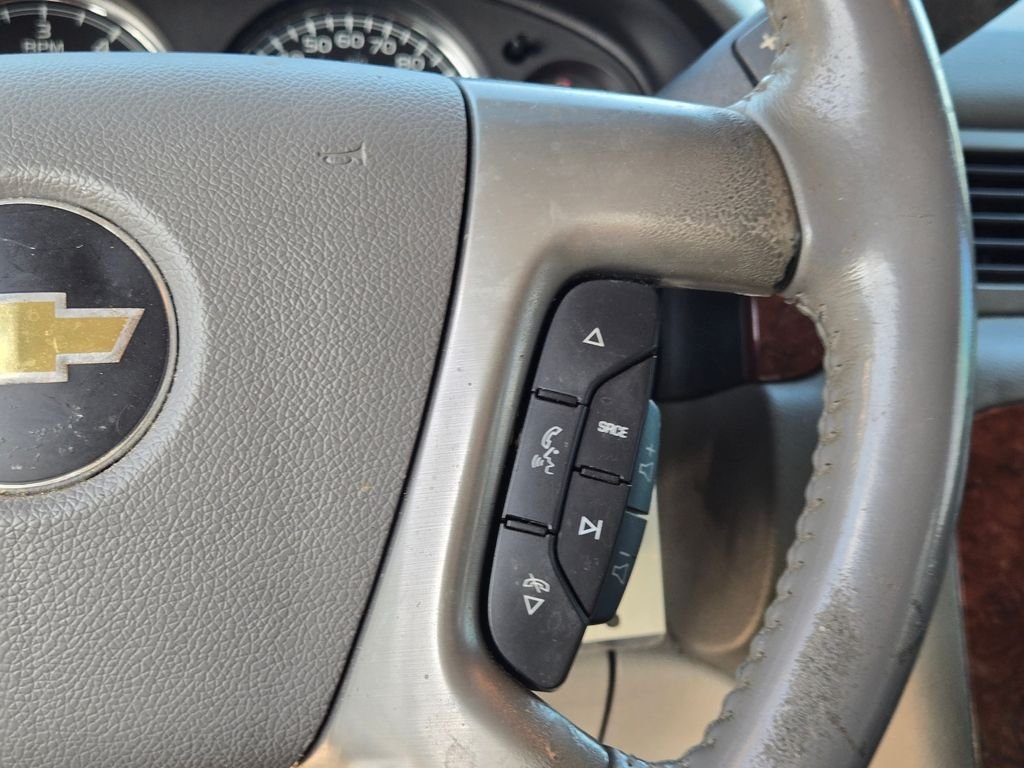 Used 2013 Black Chevrolet LT image 24