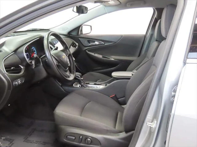 Used 2025 Sterling Gray Metallic Chevrolet RS image 14