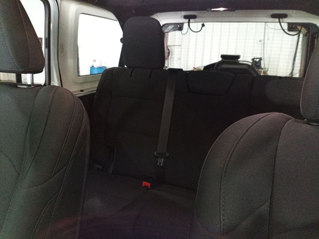 Used 2020 White Jeep Unlimited Sport S image 12