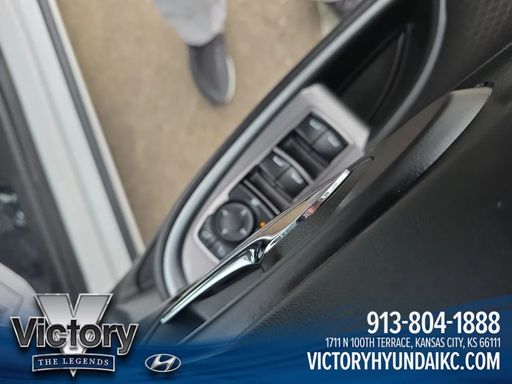 Used 2024 White Chevrolet LT image 11