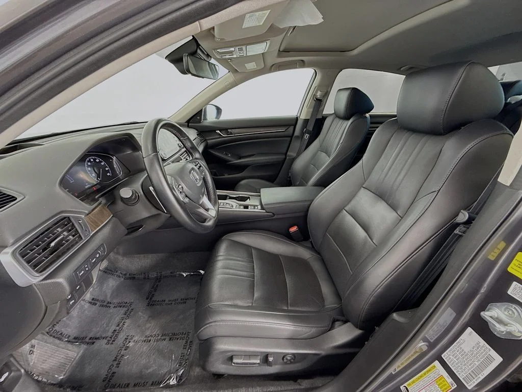 Used 2022  Honda Touring image 20